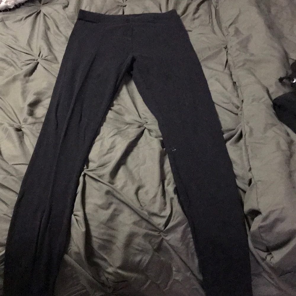 Black leggings
